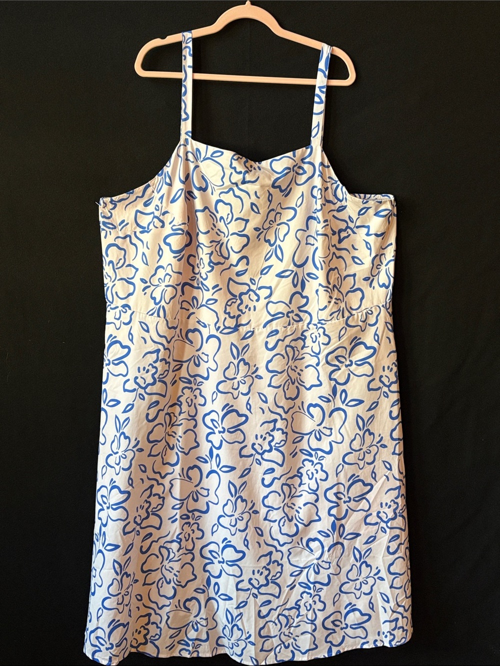 BloomChic White Midi Dress with Blue Floral Print Size 28